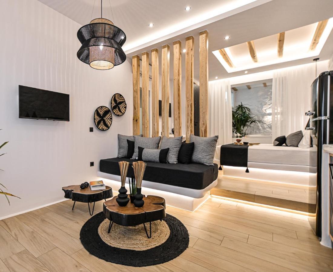 Mythos Luxury Suite Naxos City Esterno foto